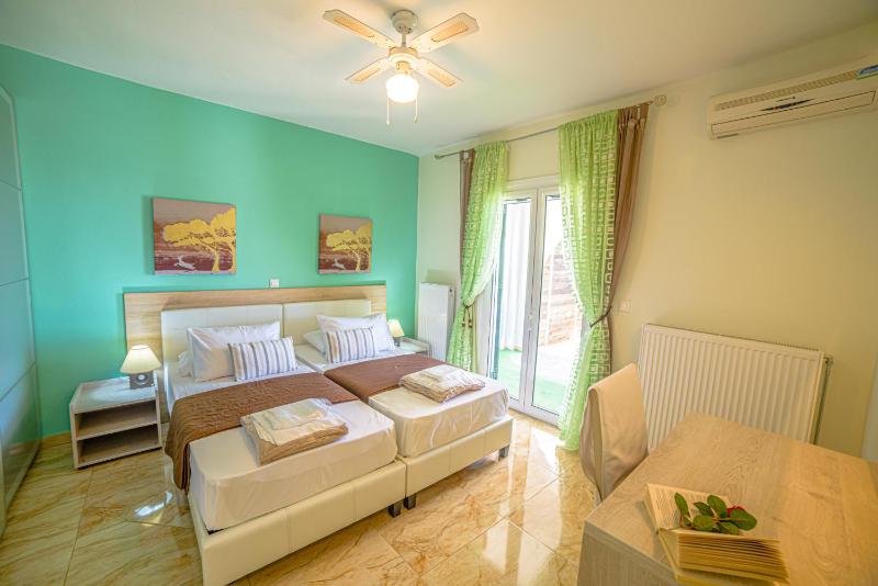Villa Hera-The infinity blue - image 30