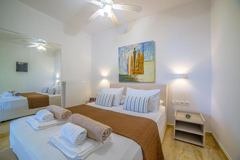 Villa Hera-The infinity blue - image 31