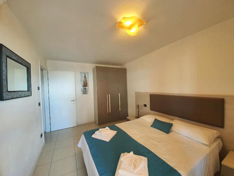 Aparthotel Capitol - image 12
