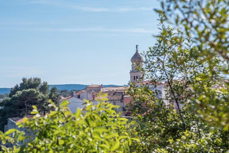 Apartment with Sea View image 2