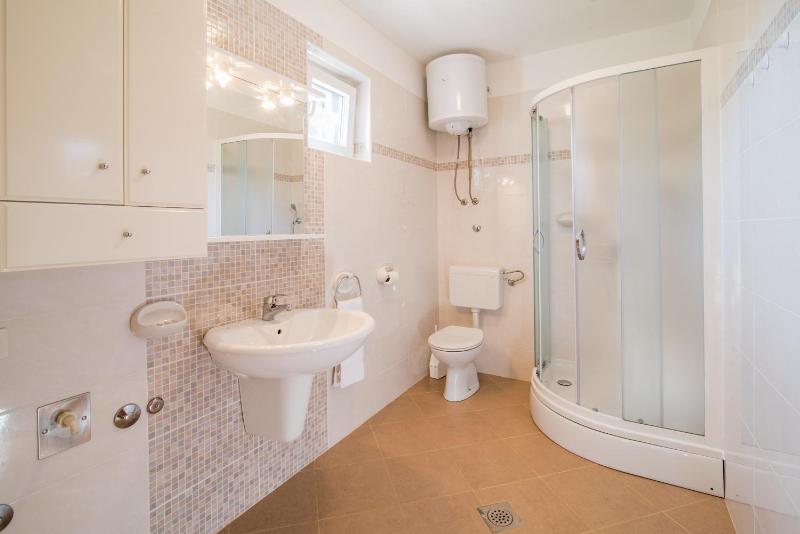 Apartment with Sea View image 4