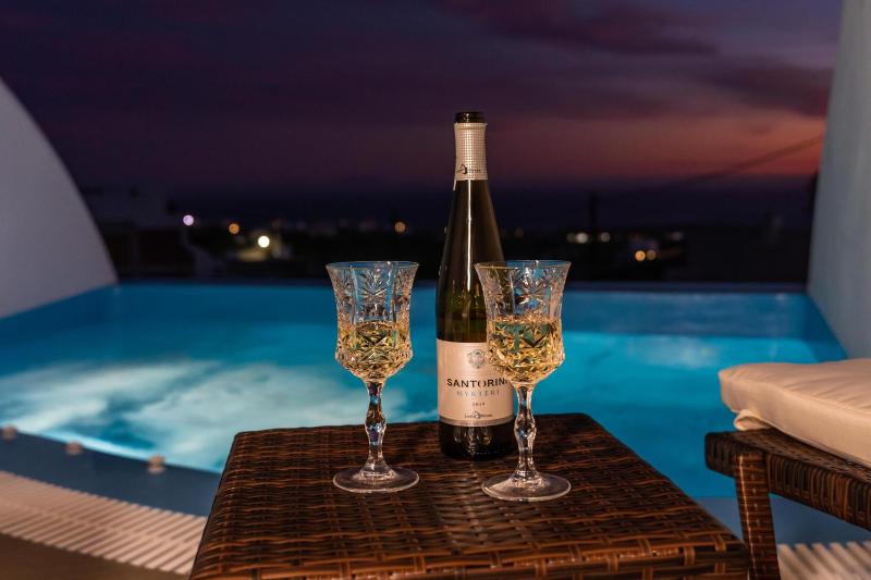 Aegean Two Level Suite with Private Pool & Sea View image 1