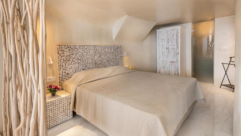 Superior Suite image 3