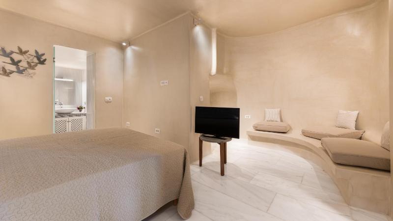 Armeni Luxury Villas - image 11