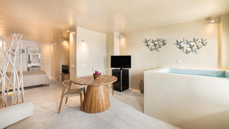 Armeni Luxury Villas - image 40