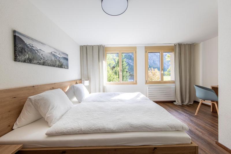 Large Double Room image 4