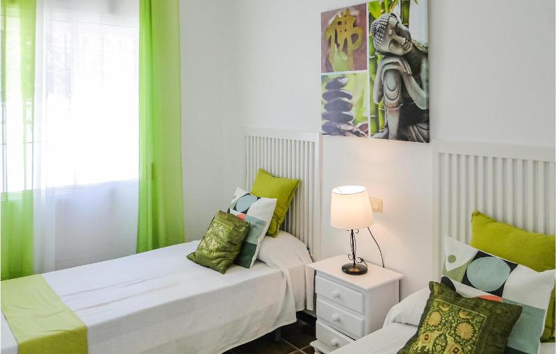 Four-Bedroom Holiday Home image 4