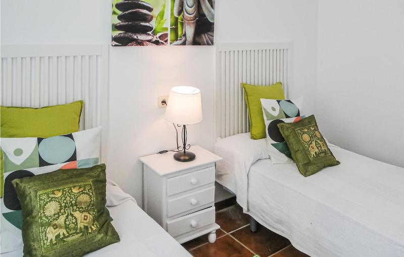 Four-Bedroom Holiday Home image 3