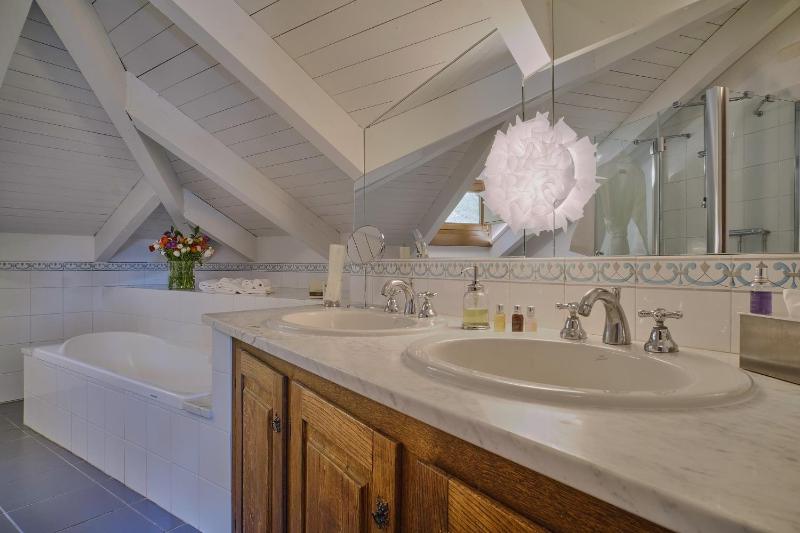 Junior Suite image 3