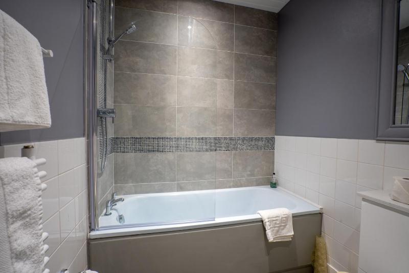 Superior Double Room image 4