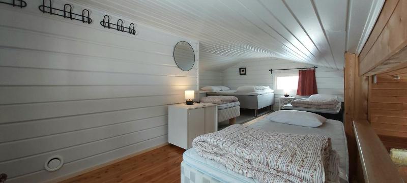 Three-Bedroom Chalet image 4