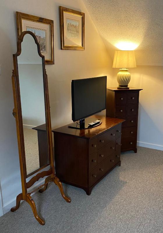 Junior Suite with Garden View image 2