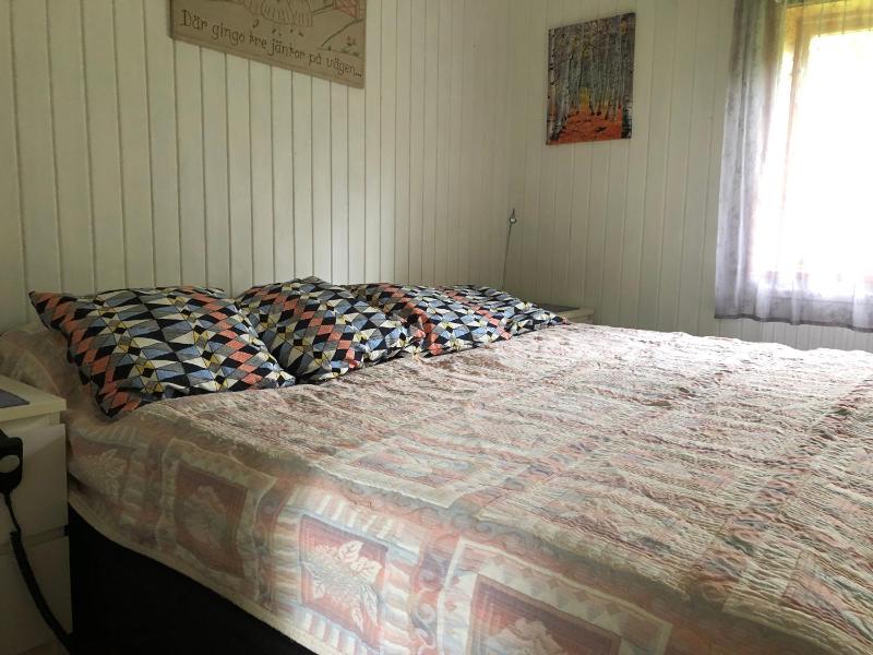 One-Bedroom Cottage image 3