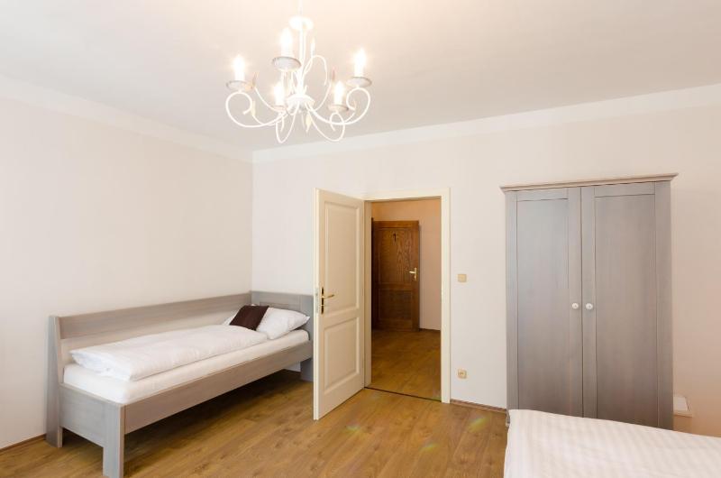 Triple Room image 2