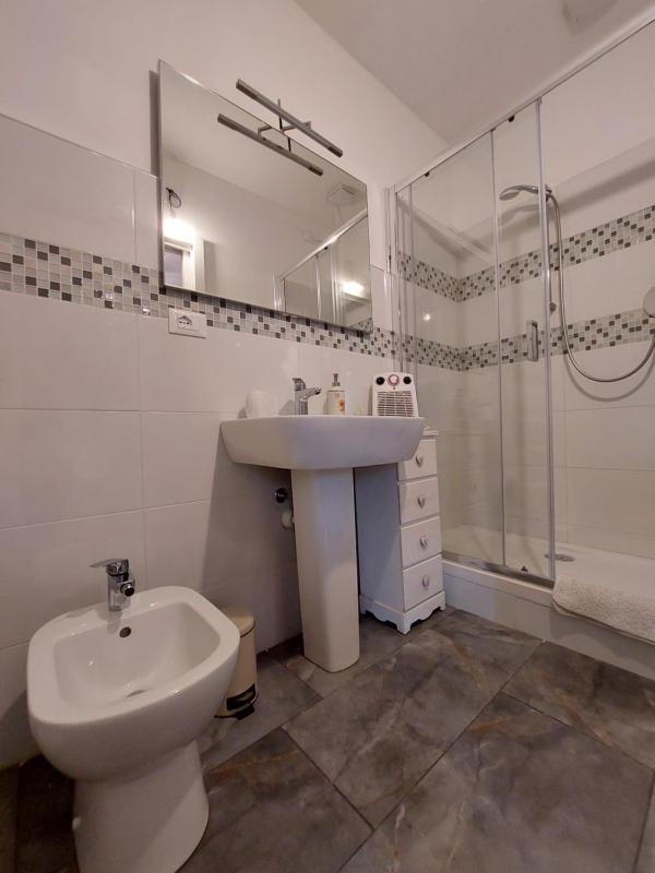 Double Room with Garden View image 3