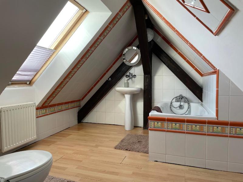 Double Room image 2