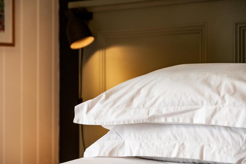 Deluxe Double or Twin Room with Sea View image 1
