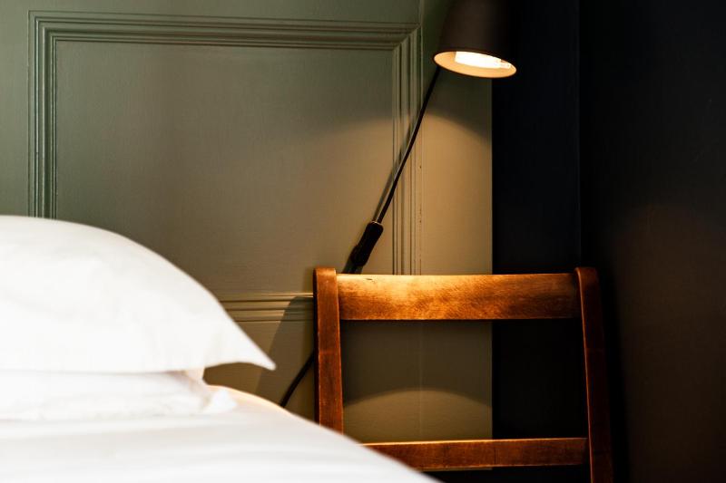Deluxe Double or Twin Room with Sea View image 3