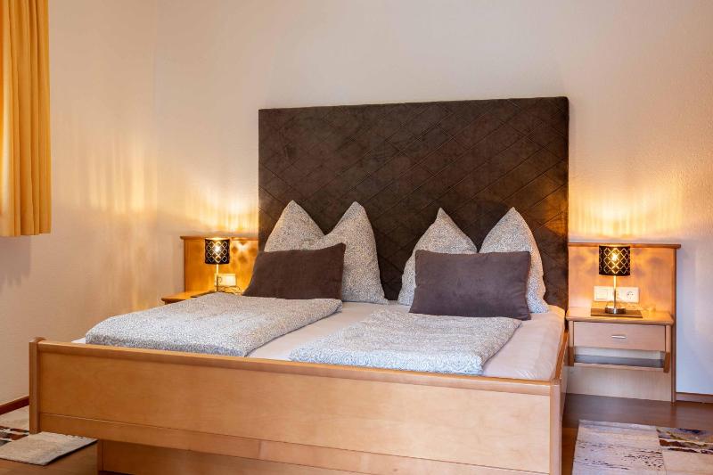 One-Bedroom Apartment with access to Spa areas image 1