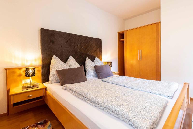 One-Bedroom Apartment without access to the Spa area image 2