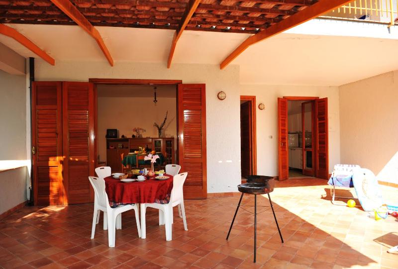 Two-Bedroom Apartment (6 Adults) image 4