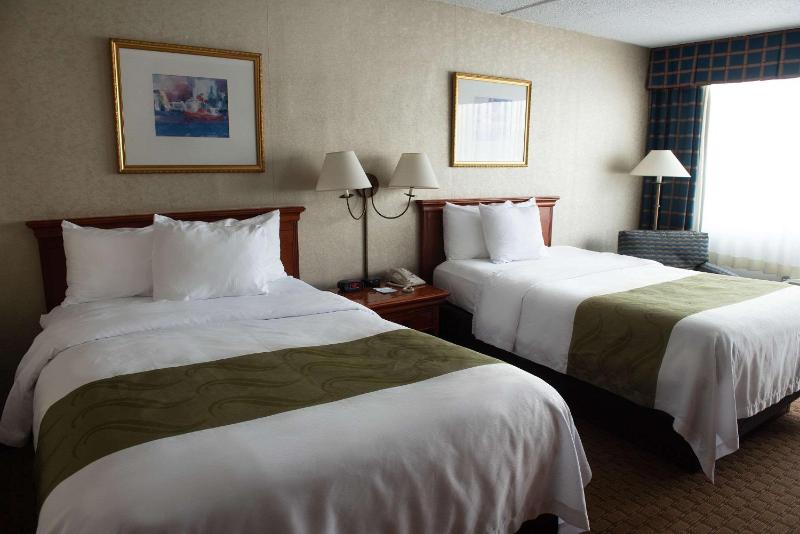 Double Room with Two Double Beds - Non-Smoking image 4