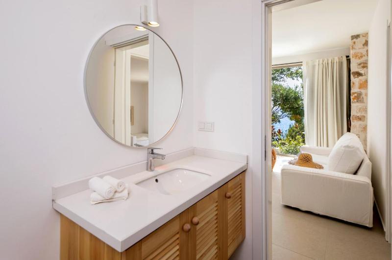 Kale Suites heated pool in winter adults only - image 19