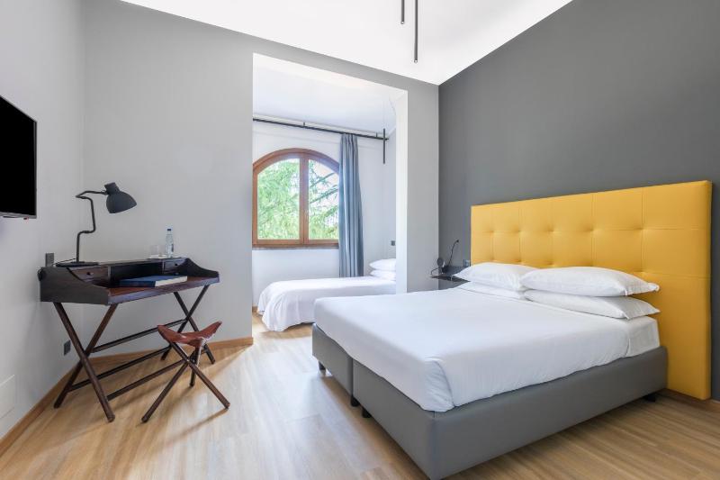 Comfort Triple Room image 1