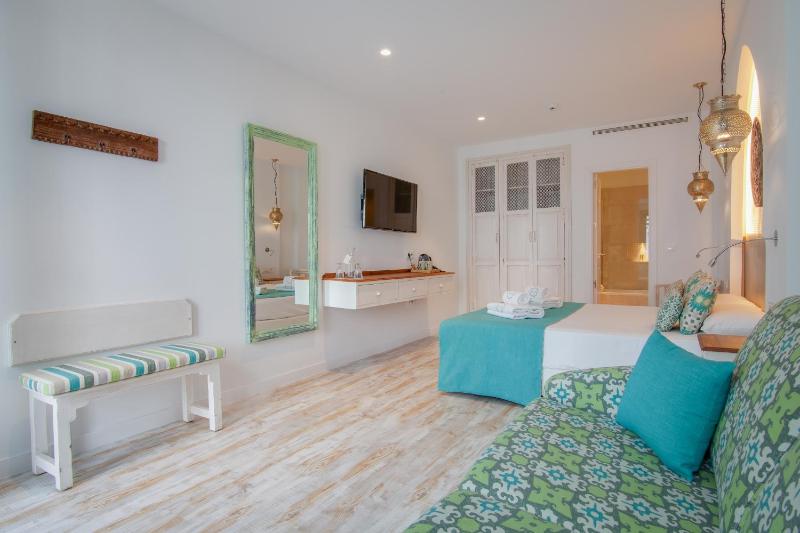 Room with terrace with patio view image 1
