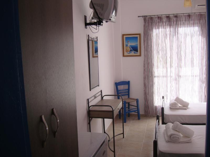 Double or Twin Room image 2
