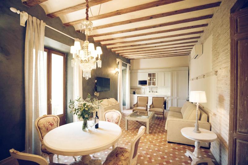 La Corrala del Realejo - A Heritage Luxury Boutique Experience - image 8