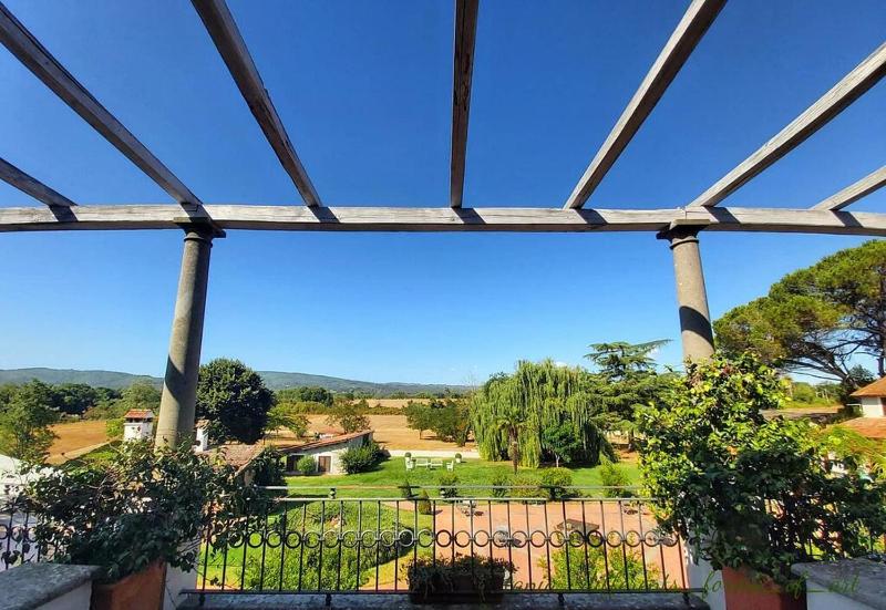 Panoramic Room image 2