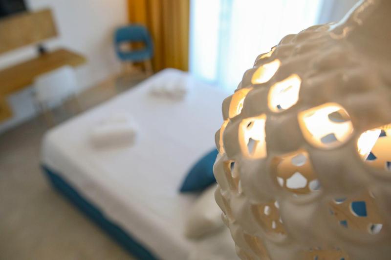 Sunset Hotel - image 18