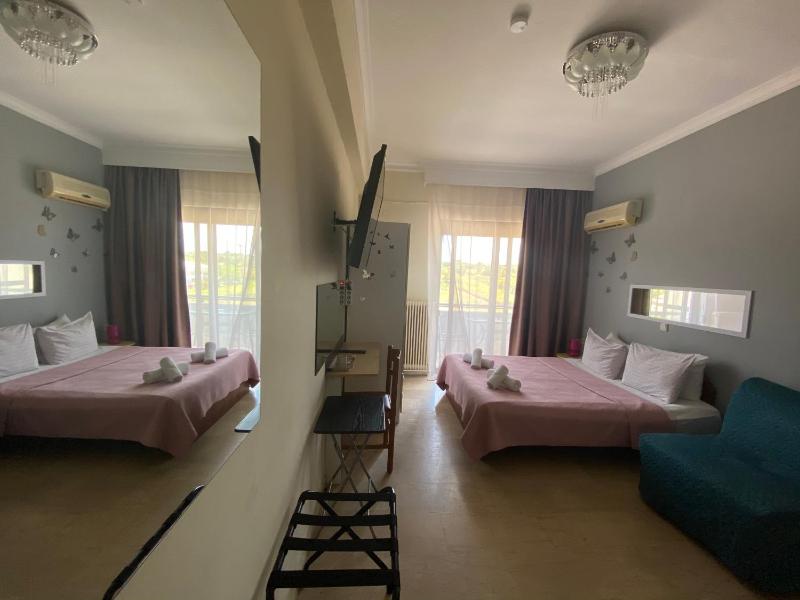 Alexander Apartments - image 33