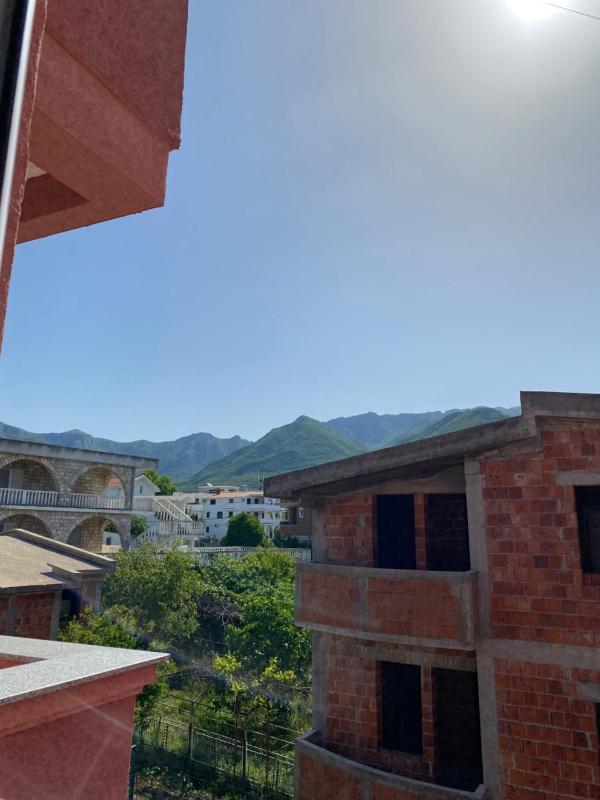 Studio with Garden View image 2