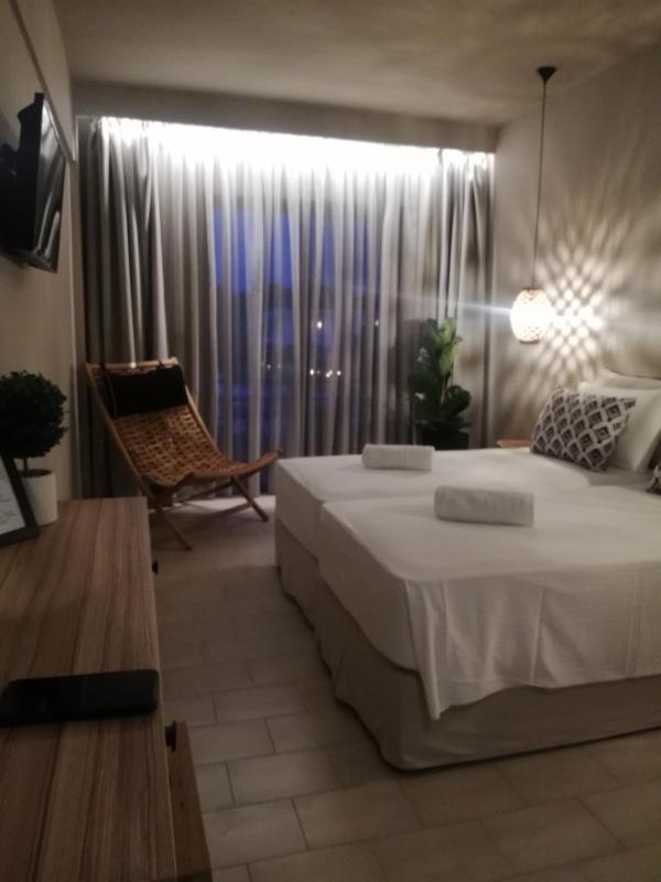 Double Room with Mountain View image 1