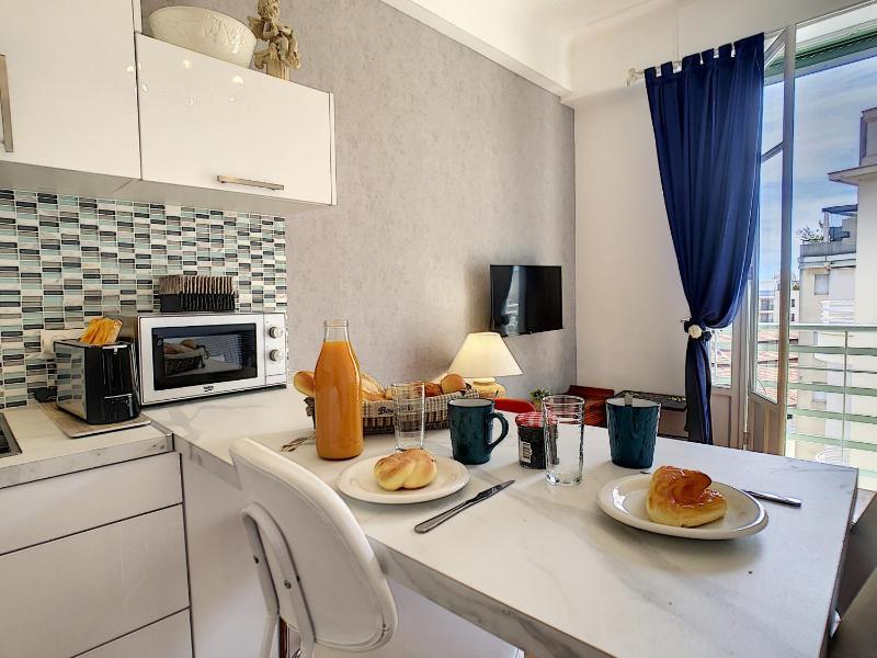 Nestor&Jeeves - HAPPINESS BEACH - Central - Close sea - Top floor - image 9