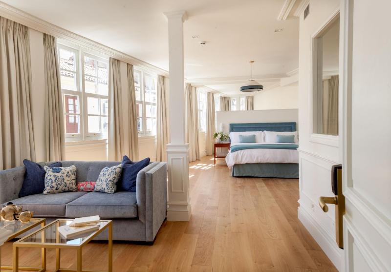 Suite with River View image 3
