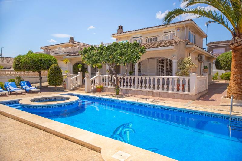 ARENDA Pino Alto Villa Lemon - image 28