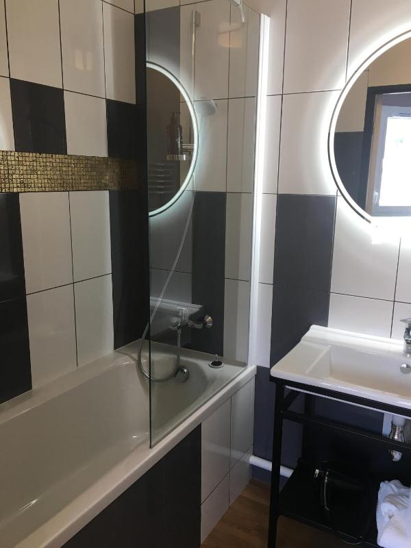 Studio Apartment image 1