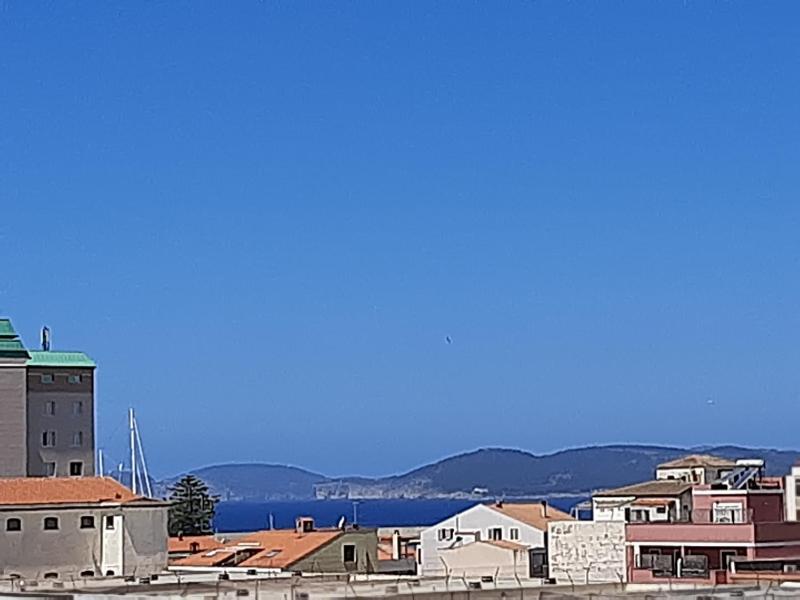 Deluxe Double Room with Sea View image 3
