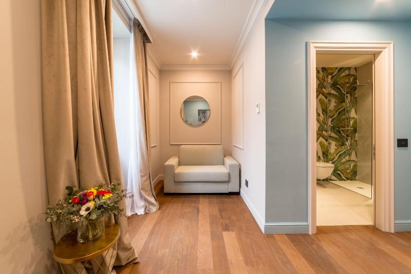 Deluxe Junior Suite image 4