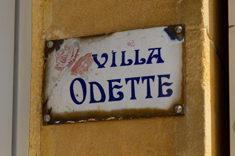 Double Room with Garden View image 2