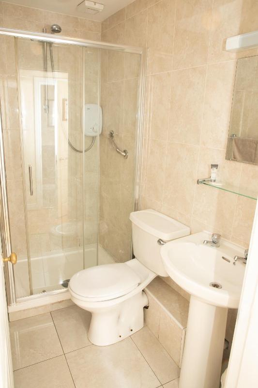 Triple Room image 2