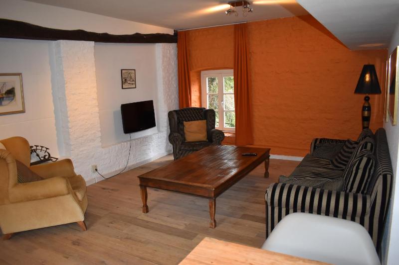 Apartment image 2