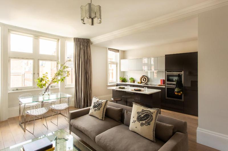Apartment image 3