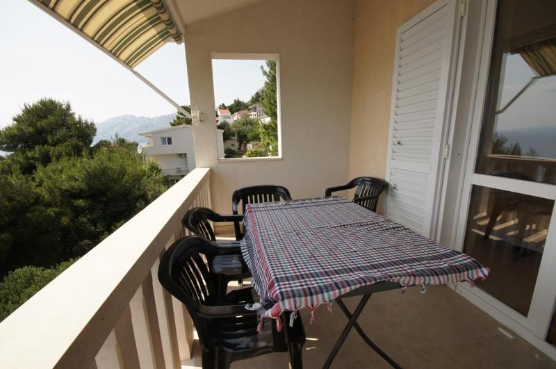 Apartment 75-6 - image 20