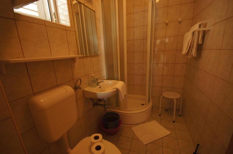 Apartment 75-6 - image 29