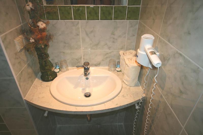 Suite image 2