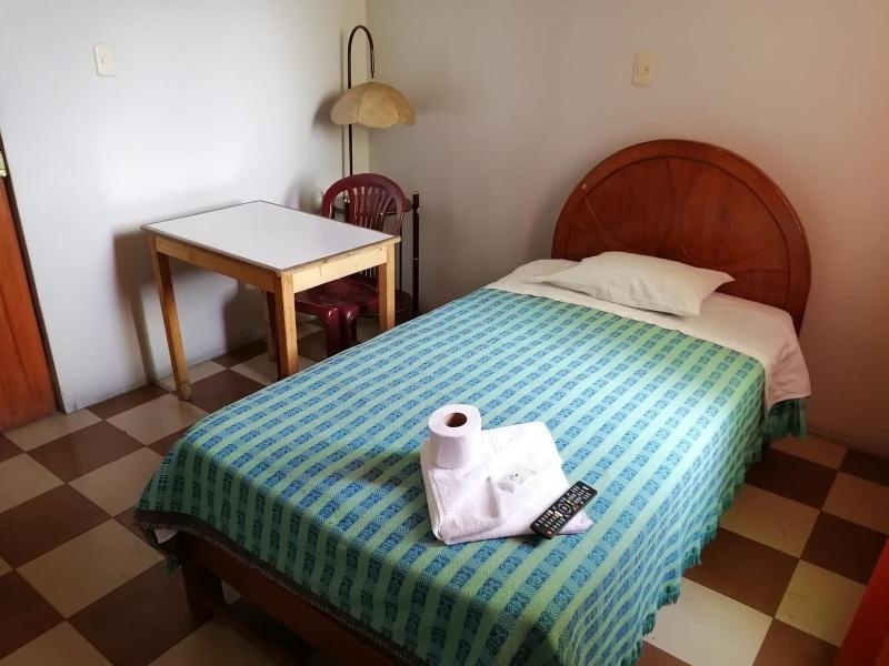 Single Room image 2